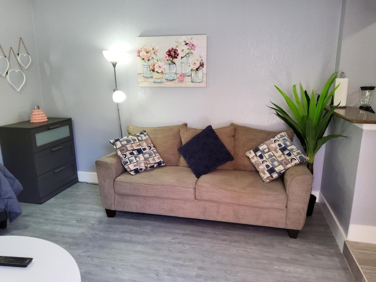 טאמפה Habitacion Privada Cerca De Todo מראה חיצוני תמונה