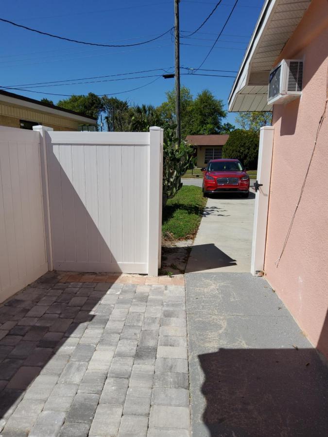 טאמפה Habitacion Privada Cerca De Todo מראה חיצוני תמונה